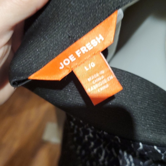 BNWOT knit skirt - Picture 3 of 3